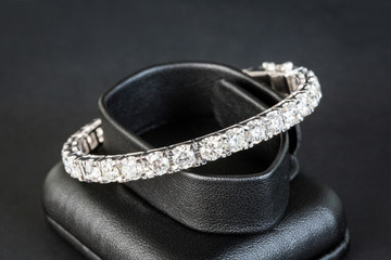 Diamond tennis bracelet